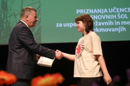ZLATE PETICE 44 FOTO LJUBO VUKELIČ